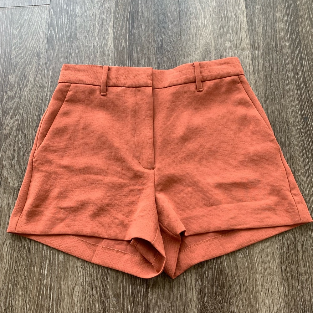 Aritzia Wilfred Shorts Size S